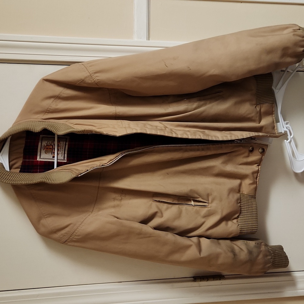Van Heusen Baracuta G9 Tan Jacket with Plaid Interior Ribbed Collar Button Zip L